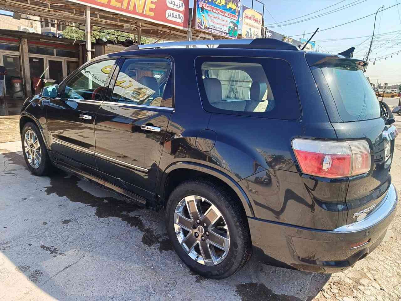 السلام عليكم 
GMC ACADIA DENALI 2012
رقم اربيل باسمي 
بغداد 
السعر 120 بيه مجال قليل 
***********
