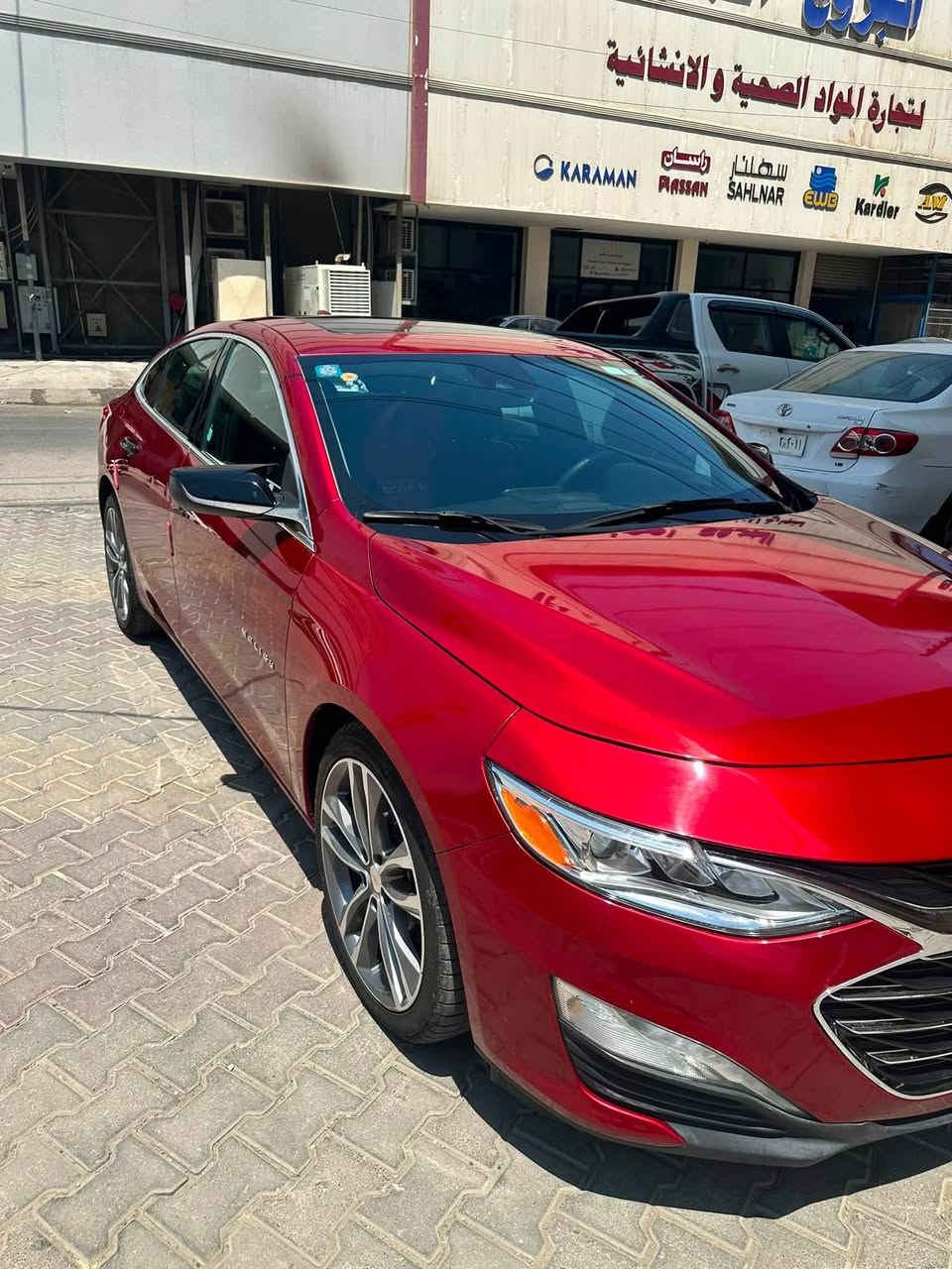 ماليبو ٢٠٢٤ بريمر اعلى مواصفات فقط بدون اوتو بارك ، ماشيه ٣٠ الف كيلو متر فقط 
محرك ١٥٠٠ توربو 
كير ٧ نمر 
بانوراما 
مقاعد  جلد تدفئة تبريد مع ستيرن تدفئه 
مقاعد كهرباء السايق و السكن و حفظ وضعيات القياده للسايق 
سستم سماعات بوس ٢٤ سماعه 
داتا شو 
رادارات محيطيه مع نقاط عمياء بالمرايه الجانبيه
تبريد منفصل و قطعتين 
شاشه وسيطه دجتل ، بيها اكثر من نمط و تنطيك تقريباً كل المعلومات الي تحتاجها 
اناره محيطيه لون واحد بلاد 
داخل صاج 
حادث السياره موضح بالصور 
بدون ايرباك  و الشواصي و الدواخل سليمه فقط تعديل بسيط ابداية اللغد  
المكان بغداد 
السعر ١٤٧$ و بيها مجال 
***********
