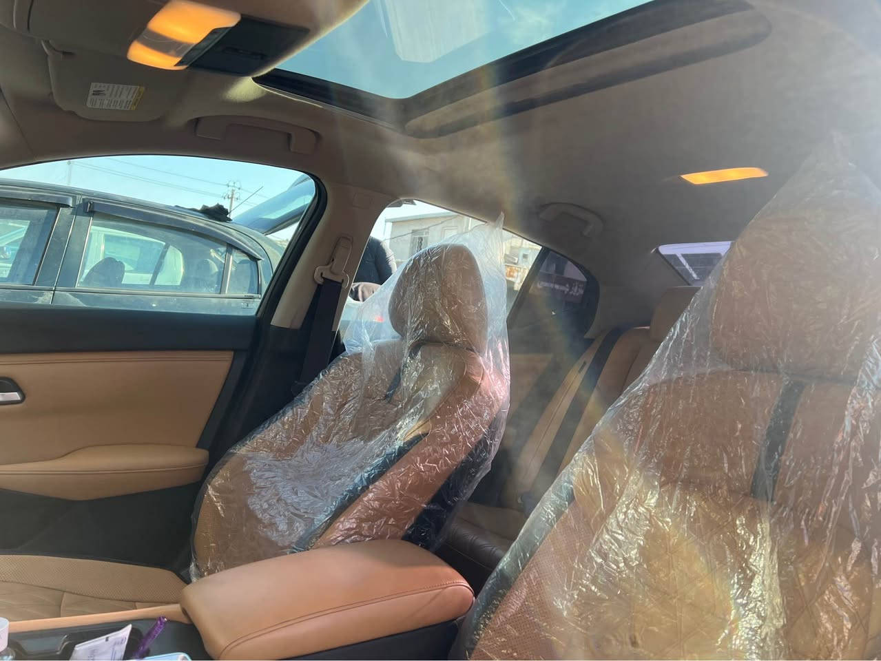 Nissan sentra 2023 SV plus 
بة سمة شغال راداري پيش راداري پشتوة
راداري
پيشو پشت وتو ستوپ خوي ئستوپ دة كات
كوشن هيتر و شاشة گه وره  ناو زه رد سلايد
لايت وتو فلجة وتو شاشة كار پلي
79هه زار روشتووه
وكو بوياغ بونيت بوياغه
جاملغك كليره  
ايرباك سوكان و شان 
كيرو مة كيني بة شرت
بة ردو رادار بة شرت
سه ياره كه ره قه مه به ناوى خؤمه بى موشكليه 
*********** أربيل, العراق
