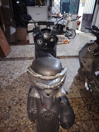 الدراجه البيع 800 بيه مجال بسيط مستعجل عله بيعته الرقم 07716819431 بيه...