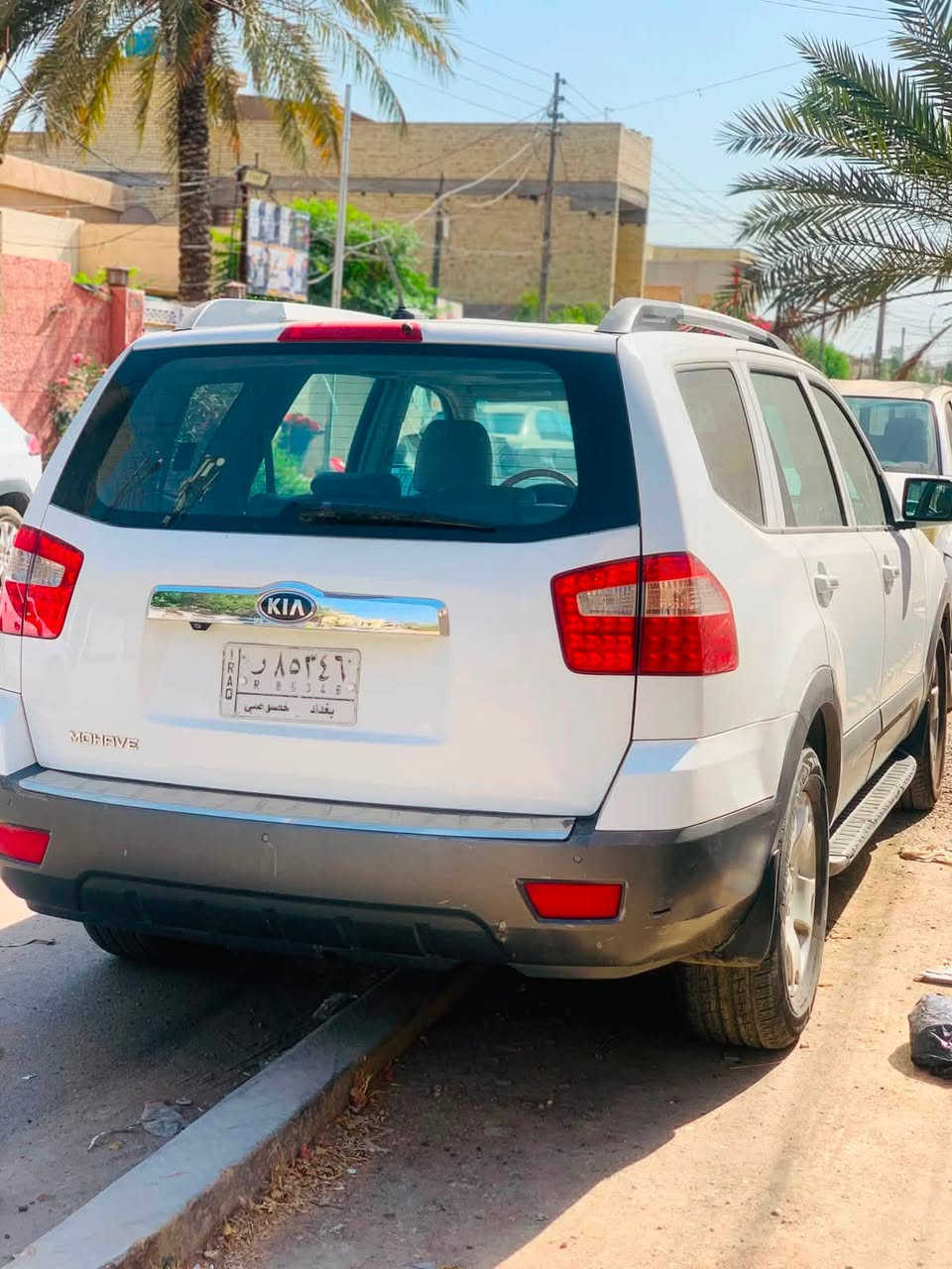 كيا موهافي ٢٠١٤
السياره فول مواصفات 

ماشيه ٩٣ الف حقيقي 

جديده وحلوه وماناقصها شي 

صور سونارها موجوه بلمنشور 

مكانها بغداد الشعب 

***********
