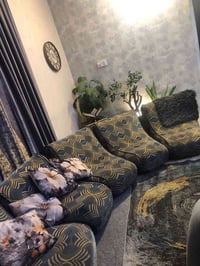 جلسه عربيه بسعر مناسب ست مقاعد العنوان الكسره قرب ملعب الكشافه للاستفس...