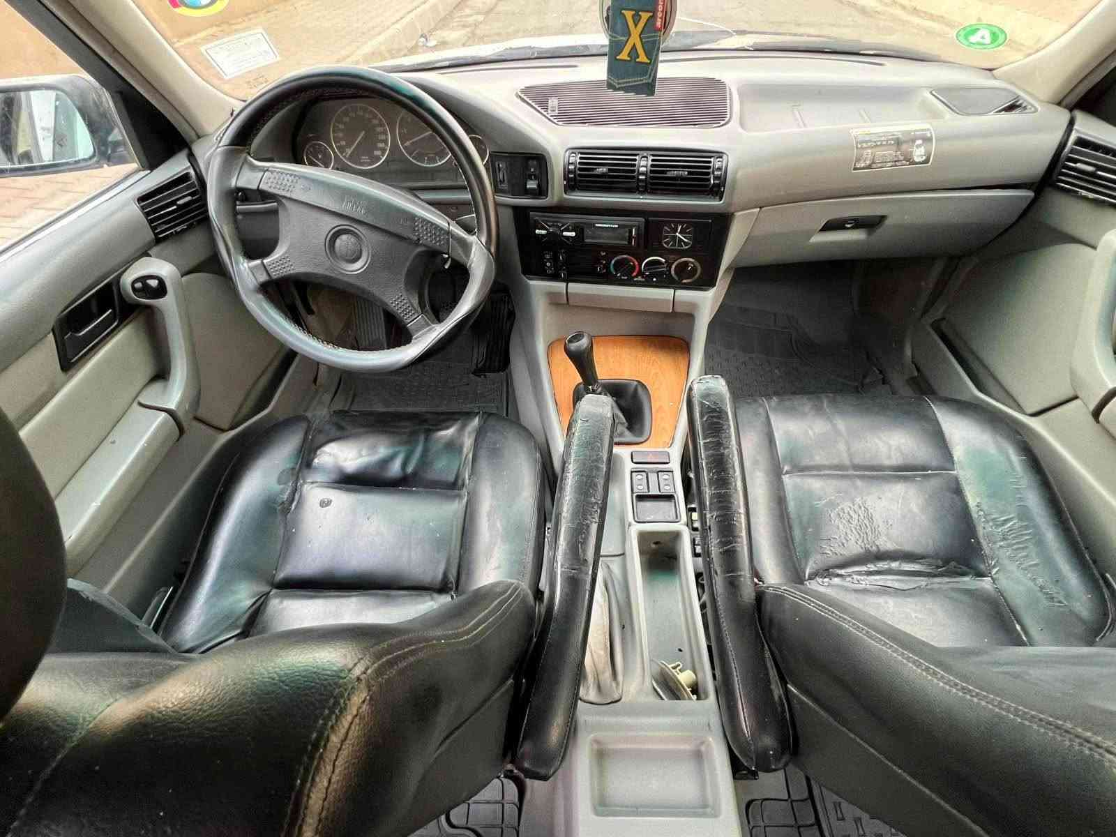 بي ام 525 • گير عادي • ١٩٩٢