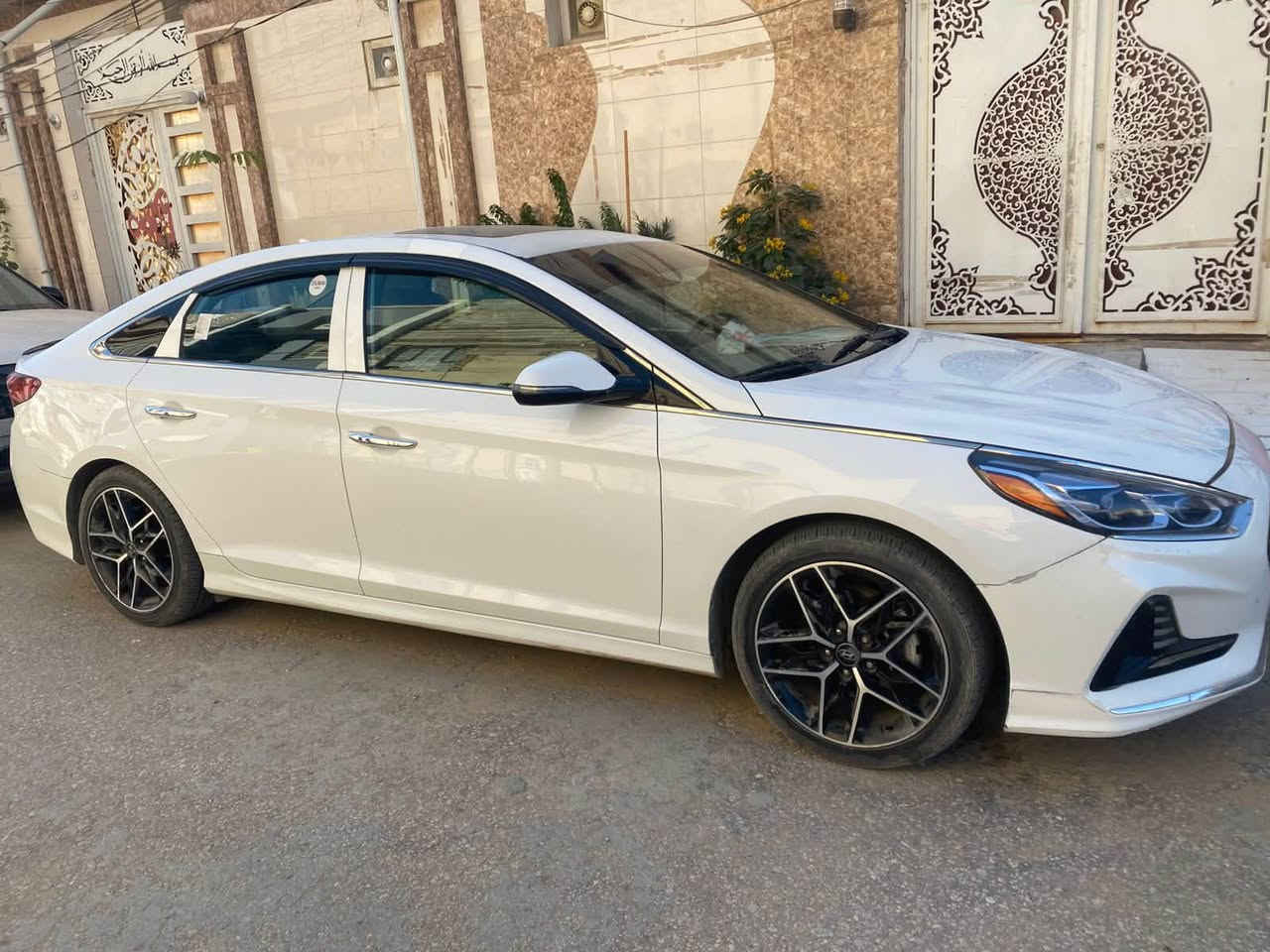 سلام عليكم سوناته فول جلد فتحه تبريد قطعتين شاشه بلادي رقم بغداد دولي مديل 18وارد امريكي داخله كلين بس صار بيه تكشير بل بنيد ول كصه مال القماره مصبوغات وحالياً بيه مكانات مكشره  وبيه حالوب كير مكينه خير من الله  عايزه ترتيبات شويه مكلف بل نشر هذا رقم راعيه اتصل عليه ‭***********‬ اتصل واتساب مكان سياره نجف سياره باسمي مداور ثاني يوم واسف اذا تراسل ماجاوب اتصل على راعيه سعر145 وبيه مجال اتصل
