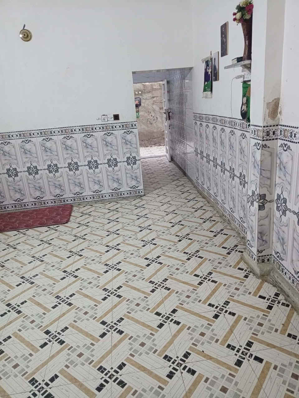 السلام عليكم
بيت للبيع المساحه ١٥٠ متر العنوان بالسده حي النصر الثاني خلف المدرسه على الشارع العريض داخل فرع البيت كلش نضيف وجاهز يتكون من / غرفه + صاله + ستقبال + مطبخ + حديقه + صحيات السعر المطلوب ( 33 ) مليون وقابل لتفاوض الاستفسار اكثر / *********** // ***********

