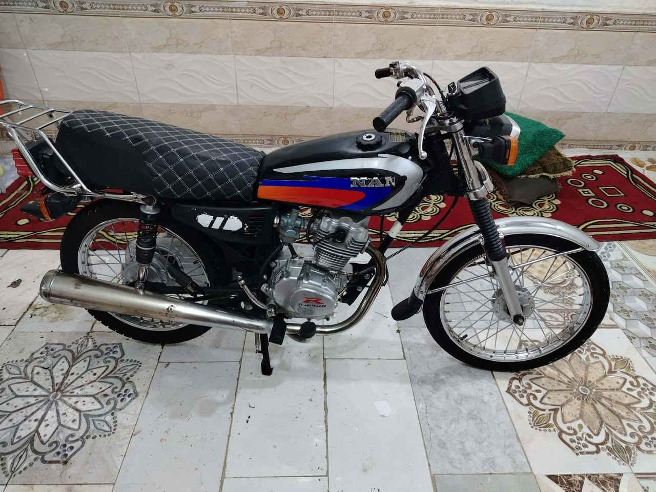 السلام عليكم دراجة اربع كير نامه مديل 20 دراجة حلوه نضيفه أوراق اصولي السعر 600 وبيها مجال مكاني كوت ازورجات الرقم ***********
