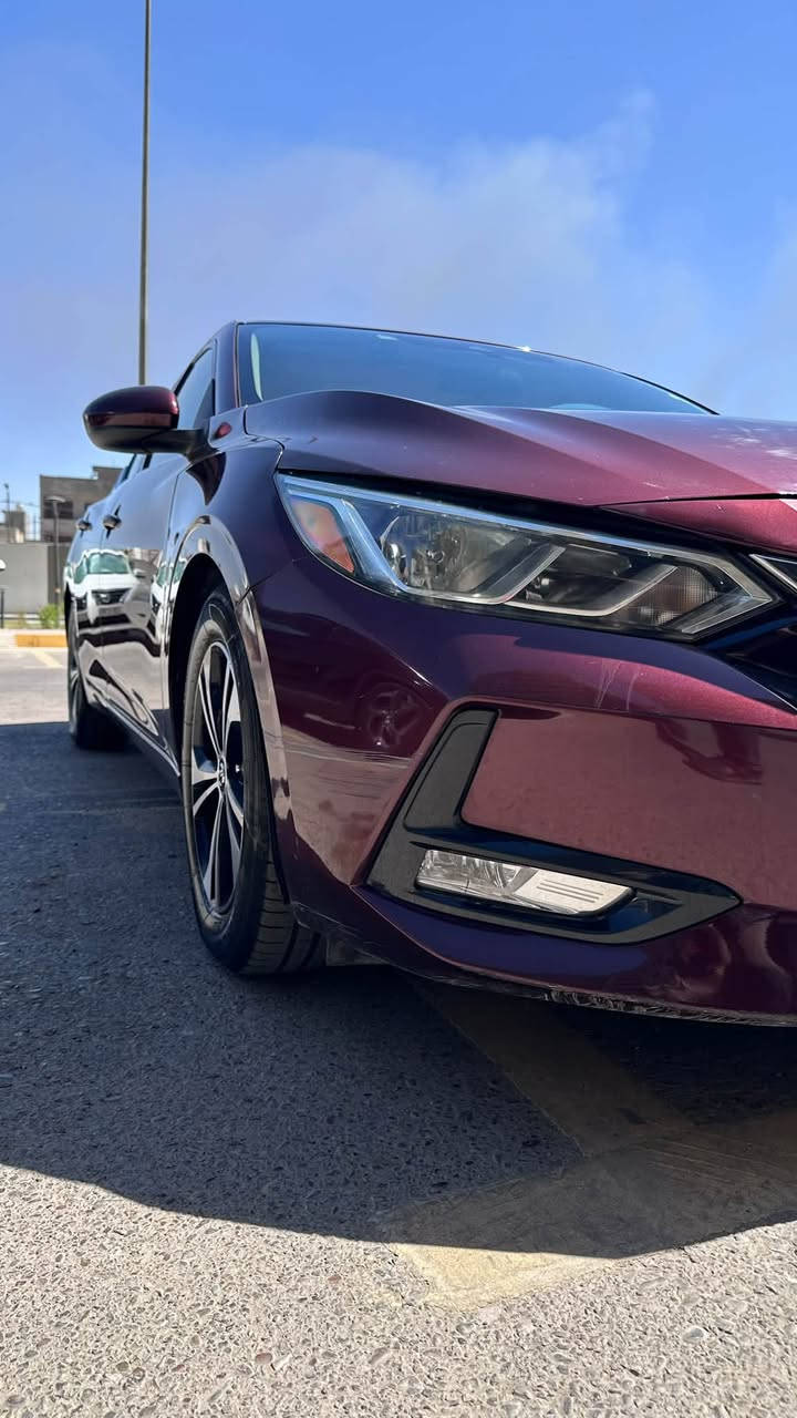 بسم الله 
نيسان سينترا موديل ٢٢ خير من الله بيع او مراوس بسيارة عالية - 

مواصفات ال sv   التبريد اذا ميوجع ايدك ترجعها 
كشنات وستيرن تدفئة - محرك الفين -  وبقية مواصفات الحديث - قيادة ذاتية ورادارات وكامرات  وهاي الحبشكلات  كلها بيها ، بدون صبغ بس تكحيل  وتبديل جاملغ ايمن حادثها كلش نظيف ماكو اي ضرر بالدواخل - ومكفولة شاصي محرك كير - السيارة باسمي - وسيارة امشي ١٦٠ ومستقرة رايح ليها لدهوك وراجع تخبل - تبريد فوول دهن اصلي محافظ عليه - بانزين ماديرلها بس محسن - سيارة بيت وتخم تايرات جديد 
 
سعر ١٣٥ ماشية ٤٥ الف كيلو - اذا مهتم صدك 
هذا رقم  راسلني مسج قبل لتتصل فضلاً وليس امراً  

***********
