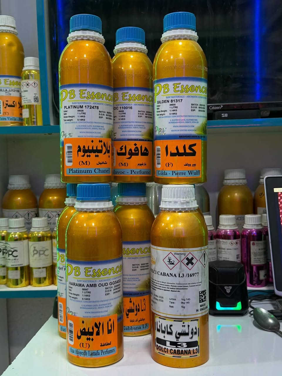 السلام عليكم موجود بطل حجم كيلو نظيف جدا كافة الشركات السعر 500 والعدد كمية كبيرة حسب الطلب 
*********** واتس
