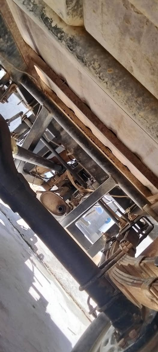 السلام عليكم ستوته موديل  14باب أول جاهزه شاصي قطره لحيم مابي ركبه اكسل محرك كير بوكس كلها بالشرط مال شقل سعر750وبيها مجال للشراي موقع كركوك/***********
