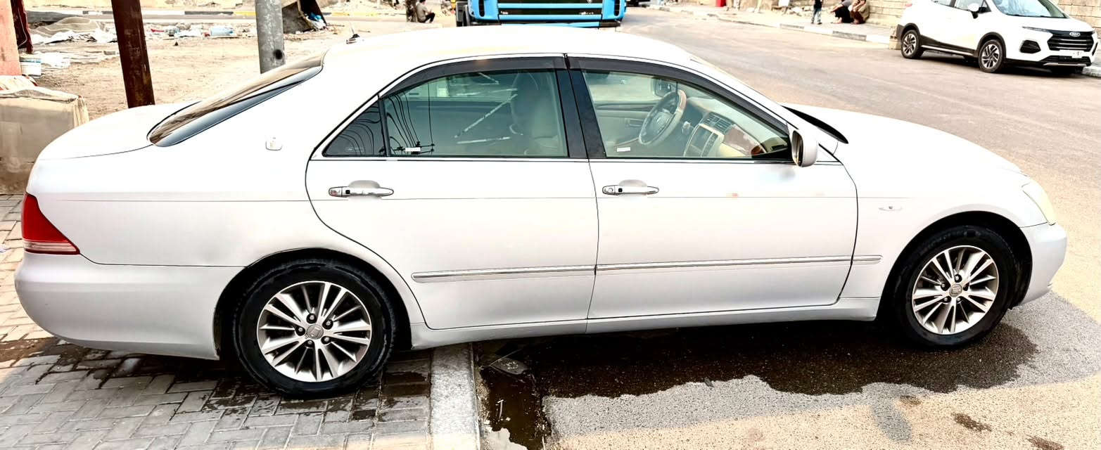 كراون شاهينه مديل 2007 وارد خليجي فوول مواصفات 1/1
عده الفتحه
ادوووات ادووات
مكينه دي فور كبير
✺كصة جنطه  
✺بيها ارقام شمالي 
السياره 6بصمات
بصمه تشغيل وبصمات ابواب
شاشه مع كامره
منضومه لايت زنون 
✺تحكم استيرن جهتين 
✺كيجات رياضي 
حساسات خلفيه
ويل كروم مع تخم تاير جديد
✺السيارة فول مواصفات جاهزة وبدون اي نقص 
✺كير مكينة  بالكارتون حدادية دواخل كهربائيات كلشي جاهز 
✺مكان السيارة البصرة 
السعر 39ورقه 
للاستفسار الاتصال على الرقم
‏***********
