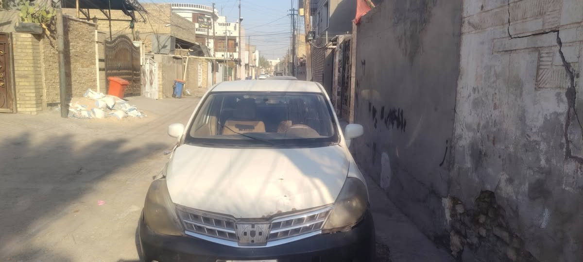 السلام عليكم
نيسان تيدا موديل ٢٠٠٩ بيه كازكيت السيارة موضحة بل صور تحويل ثاني يوم سعره ٥٥ وبيه مجال حك الجية للإتصال على الرقم ***********
