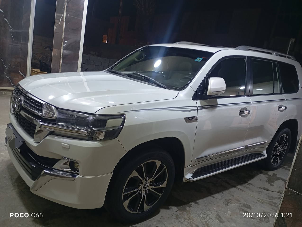 لاندكروز GXR • ٢٠١٠ • رقم بغداد