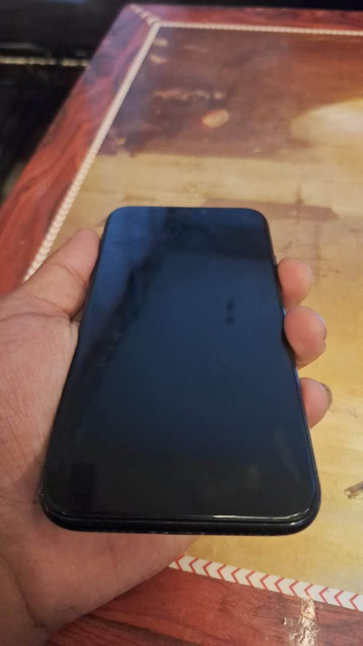 شباب عندي ايفون xr اريد ابيعه و اشتري جهاز للشغل 
المهم 
الجهاز اسود ذاكره 64  
يعني مو مال العاب مبدل شاشه  
رايده ب100 
رقمي *********** السماوا, المثنى
