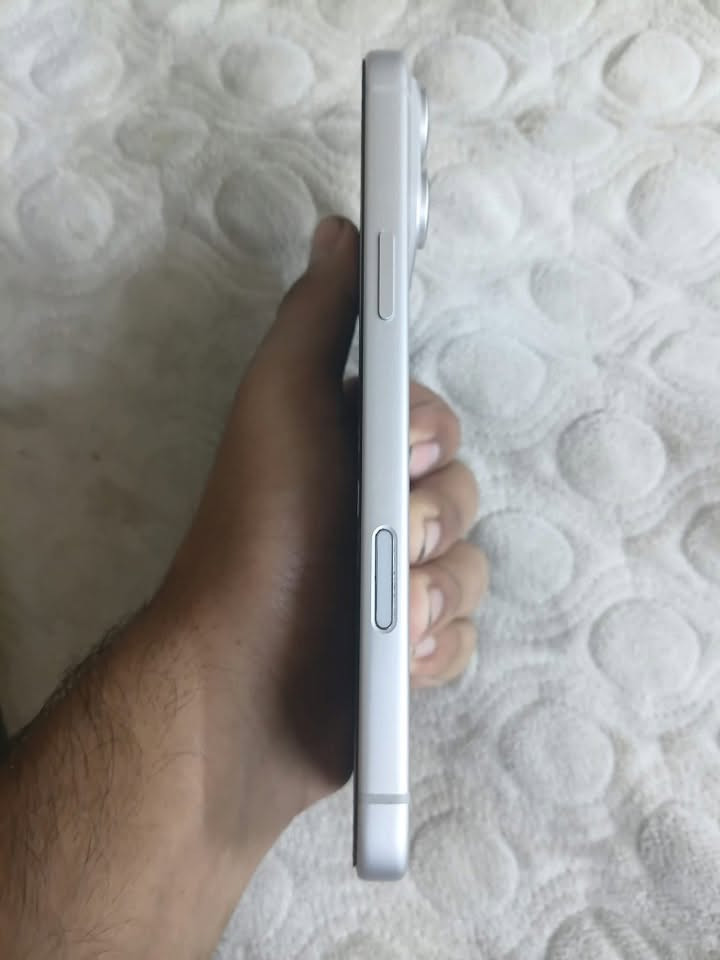 آيفون ١٧ برو ماكس • بطاريه ١٠٠ • سلفر