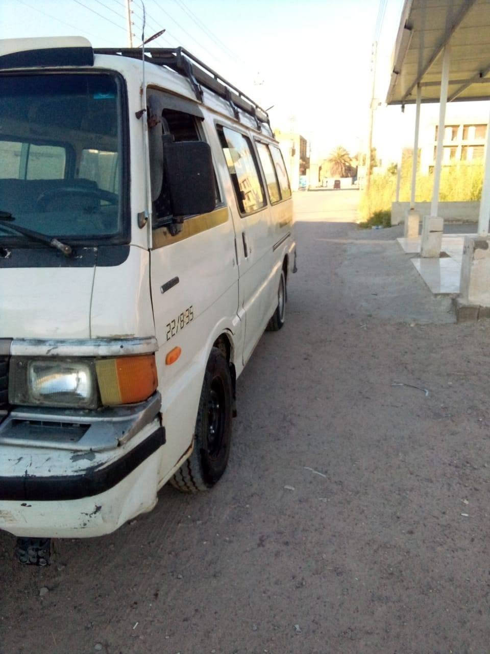 السلام عليكم كيا مازدا للبيع موديل 94 سيارة جاهزة خير من الله مكينه 701كاز كير اكسل نظيفات سيارة بأسمي رقم حمل بغداد سنويه للثلاثين 14 راكب السعر 37 وبيها مجال الشراي يتصل وبي خير ويدلل مكان بغداد البياع الشهداء رقم***********
