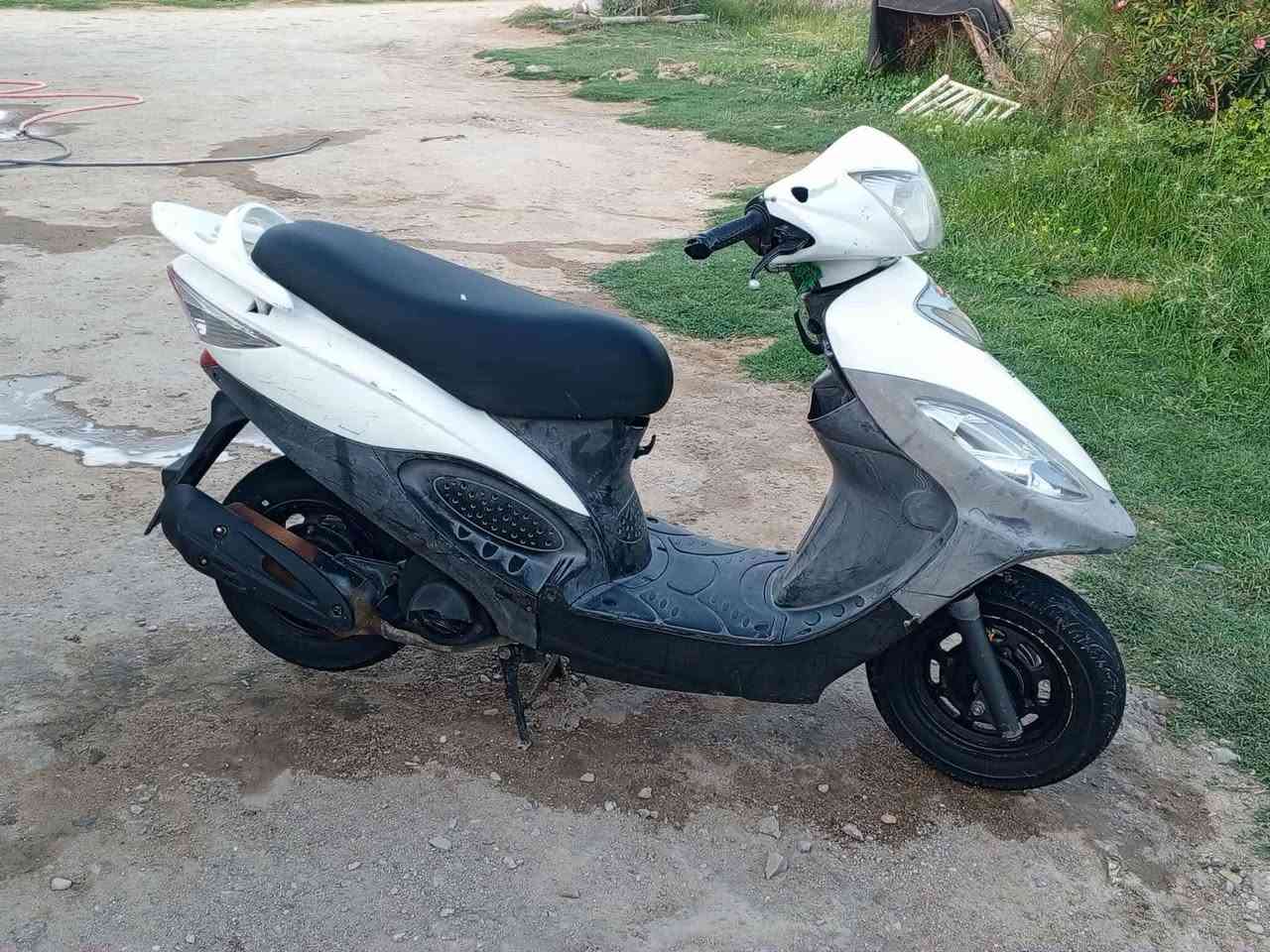 للبيع كامكو 13
سعر 500 قفل  مفتوحة 
 

‏‪***********‬‏
