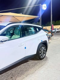 أسلام عليكم توسان مديل 24  كفاله عامه ماشيه 60 الف سعر 204وبيها مجال ل...