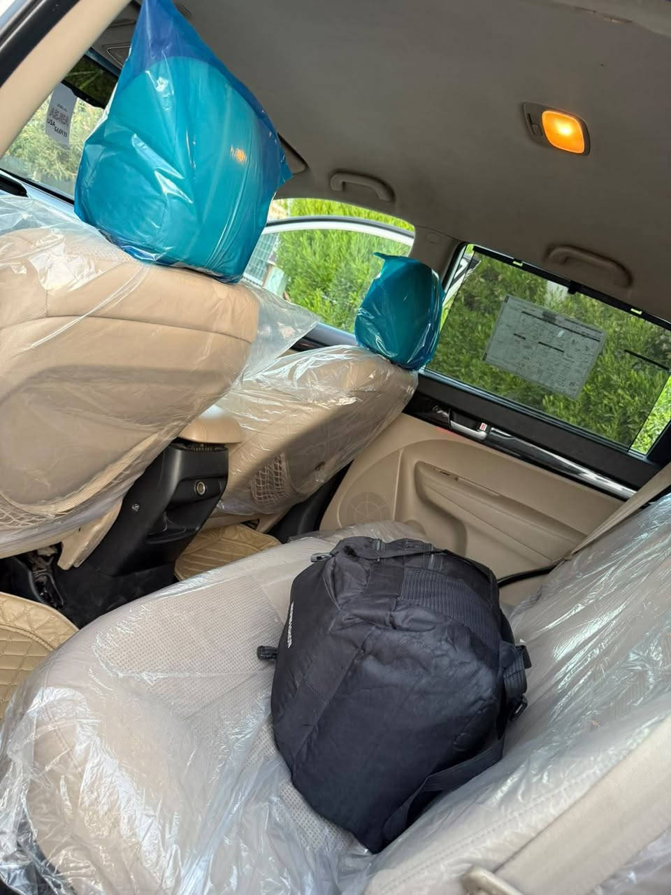 كيا سورينتو خليجي 15 للبيع فقط 
بدون حادث....بدون ظرر
محرك 2400 .مفتوح بحاله جيده جدا
بيها اربع مكانات تعديل صغير اكثر شي اربع أصابع أو صبغ مكان 15سم .
تبريد ثلج سياره مال بيت بسمي استخدام سخصي
سعر 157$ بيها مجال للطيبين .
رجاء امانه ابركبتك اذا مايعجبك المنشور لا تعلق سلبي..
سنويه أو هزه جديده .مكاني كركوك اذا حاب تعرف تفاصيل اكثر خابر أو تدلل مامتواجد للفيس.
***********
