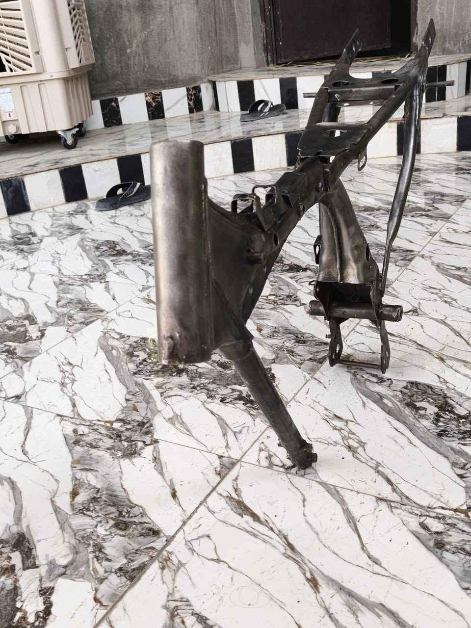 قطع غيار سيارات • للبيع • واتساب