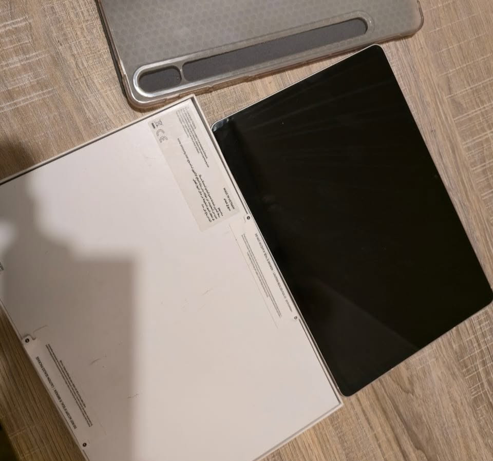 🔥 تاب سامسونك Tab S10 FE

استعمال قليل شغال 100% جديد
مناسب للدراسة للالعاب للرسم للتصميم وغيرها

ذاكرة 8 تخزين 128
شاشة حجم 10.9 حجمها ممتاز وتردد 90hz
مضاد للماء والغبار تصنيف IP68
بطارية 8000mAh عملاقة
بدون شريحة، وياه حافظة

حالة 10/10 بدون شخوط حواف نظيفة، مفرمت وجاهز للاستخدام

السعر: 440 الف
توصيل موجود
*********** واتس
