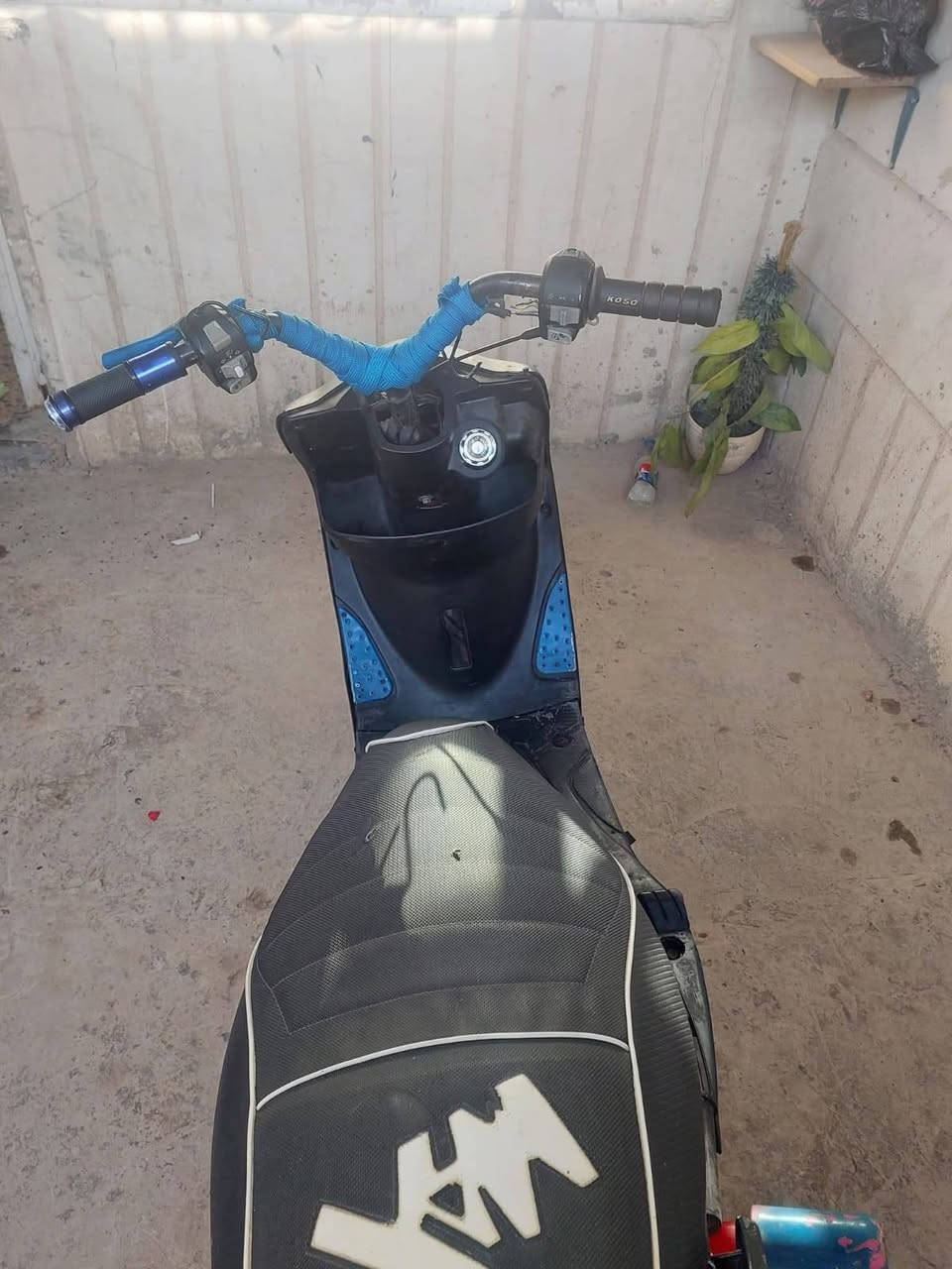 دراجه ماكس عدله مال لعب للبيع
دراجه شغال سلف 

شلعه وسرعه ١٢٠ 

جيب فيتر وتعال افحص 

كلجات رياضيه صالنصه fm

ويل رياضي 

 دبلات زينه ما بيها طسه

سعر ٣٥٠ وبيها مجال

مو شراي لا يكسر بسعرها

مكان بغداد مدينه الصدر 

واتساب متوفر ***********
