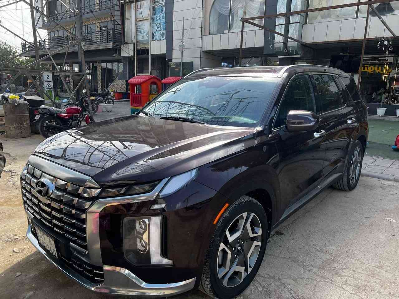السلام عليكم هونداي بني سايد 
23 فول ومكفول ما عدا قطعه واحده فقط البنيت صور بدون لا يرباك لا تبديل فول اخر فئه  سعر السياره المطلوب 288

***********
