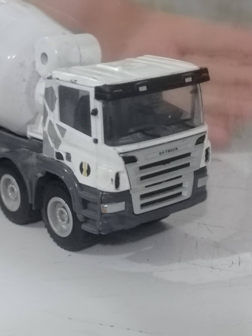 خباطة للبيع حديد للتواصل واتساب *********** بغداد
