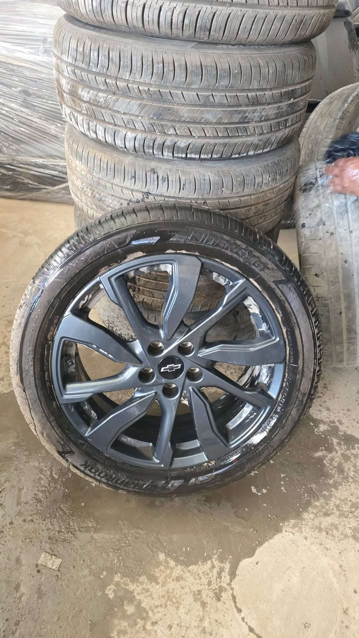 🚗🔥 وصلت الوجبة الجديدة من ويل كب السيارات الأمريكية!

يسر محلات المبارك لتجارة قطع غيار السيارات الأمريكية أن تعلن عن وصول ويل كب (Wheel Cap) للسيارات الأمريكية، وبموديلات متعددة:

🔹 شفروليه كوينكس 2018 – 2024
🔹 جي إم سي تيرين 2018 – 2024
🔹 جي إم سي أكاديا 2020 – 2023
🔹 شفروليه ترافرز 2018 – 2023
🔹 شفروليه تراكس 2024 – 2026
🔹 شفروليه ترايل بلايزر 2021 – 2026
🔹 شفروليه بلايزر 2019 – 2026

✨ ألوان وتصاميم مختلفة
📦 كميات محدودة — سارع بالحجز

📞 للحجز والاستفسار:
*********** – ***********

📍 فروعنا:
البصرة – التحسينية – محلات نادي الجنوب
البصرة – شط العرب – شارع المهندس

🇺🇸 محلات المبارك لتجارة قطع غيار السيارات الأمريكية
