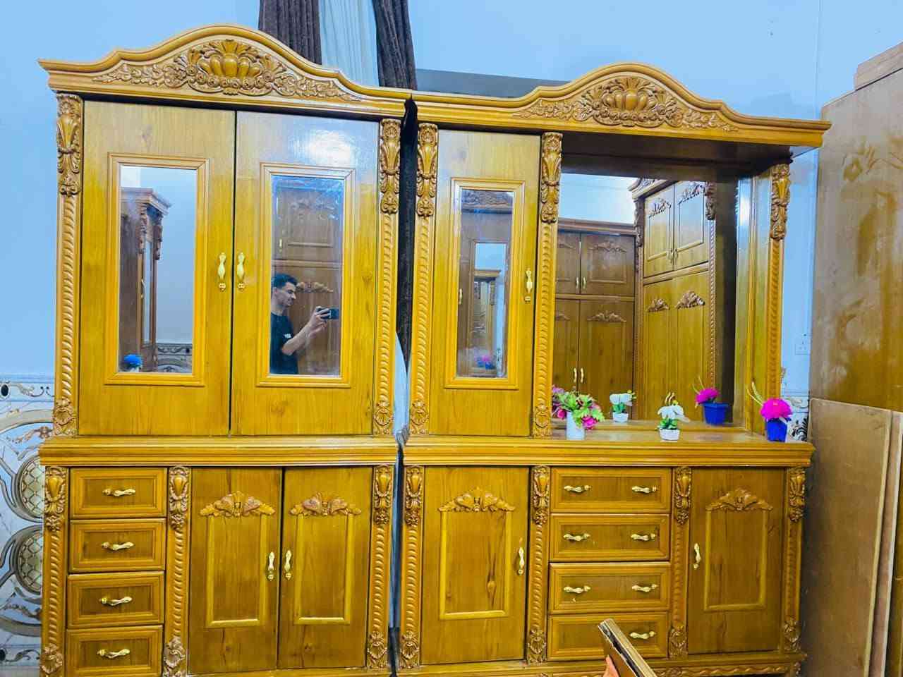 غرفه ملكي طحاطه سعر مليون1800وبيها مجال المكان الرمانه البوعبيد تواصل على رقم***********
