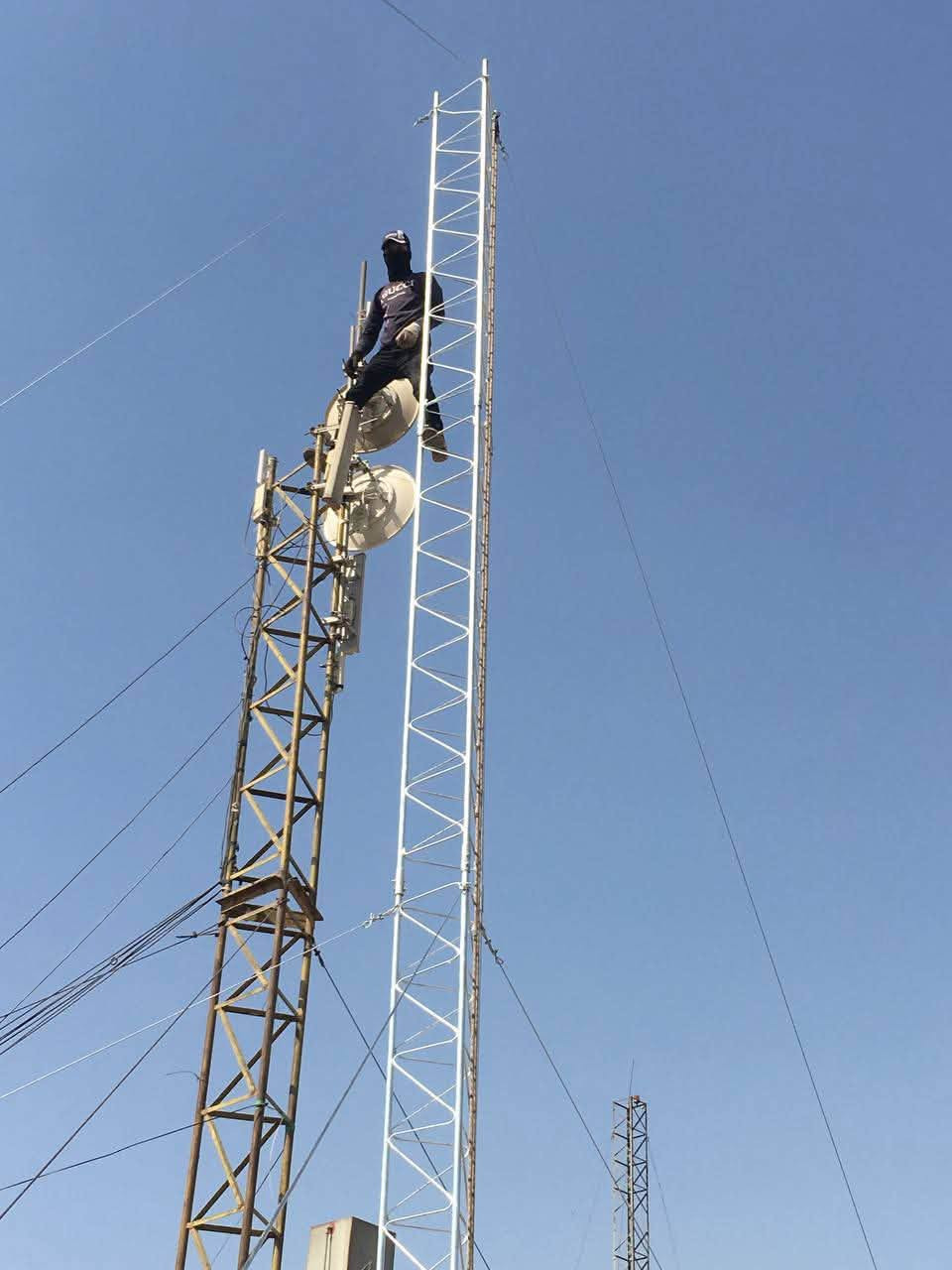 نصب أبراج إنترنت • احترافية • التزام مواعيد