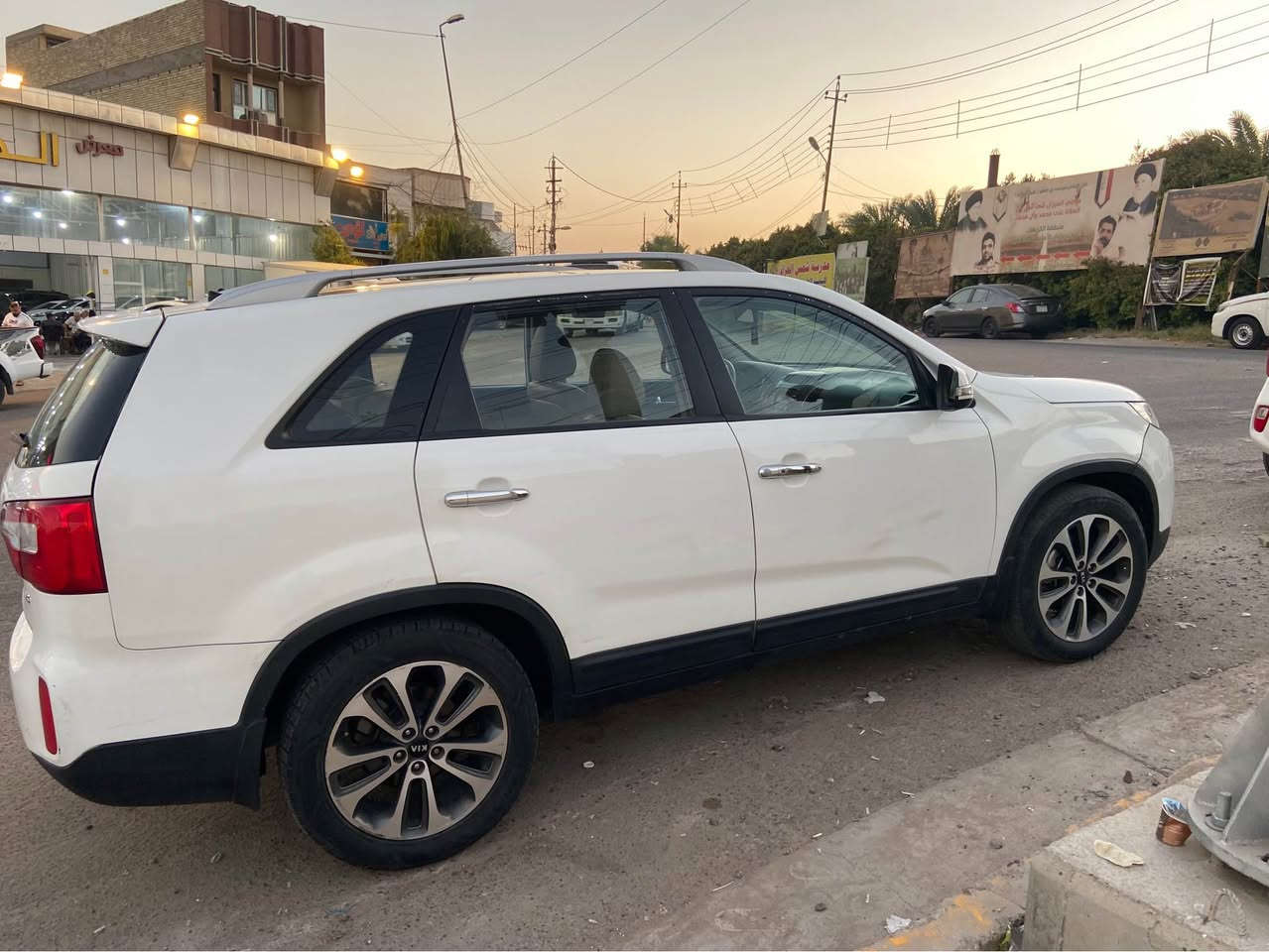 سورنتو 6 سلندر  13 شكل 14 خليجي 7 راكب مواصفاتها معروفه و واضحه بصور بيع مستعجل وسعر ورخيص  *********** بغداد, العراق
