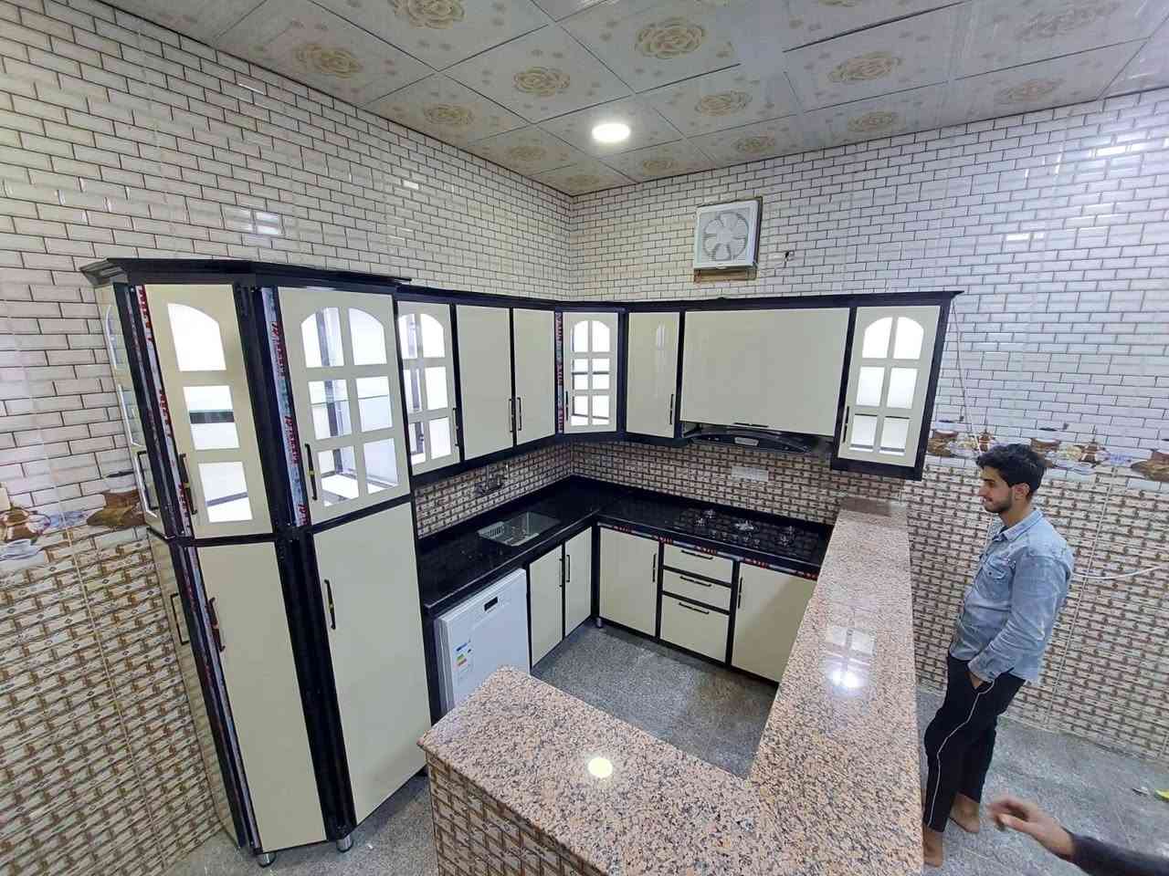 مطابخ ألمنيوم • صيانة مطابخ • أبواب وشبابيك