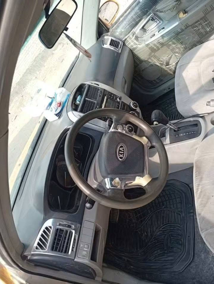 سلام عليكم سبكترا
موديل 2007 وارد امريكي 
ب( 58 ) وبيها مجال حك الجيه 
مكينه 2000 جديده بجيس قبل 3 اشهر شديتها 
بيها خياسات بسيطه بجاملغ 
رقم بغداد إنجليزي باسمي مداور ثاني يوم 
مصفره هيئه وغرامات 
مكاني الحله مركز مدينه 
اي استفسار اتصال او راسلني واتساب 
 ***********
