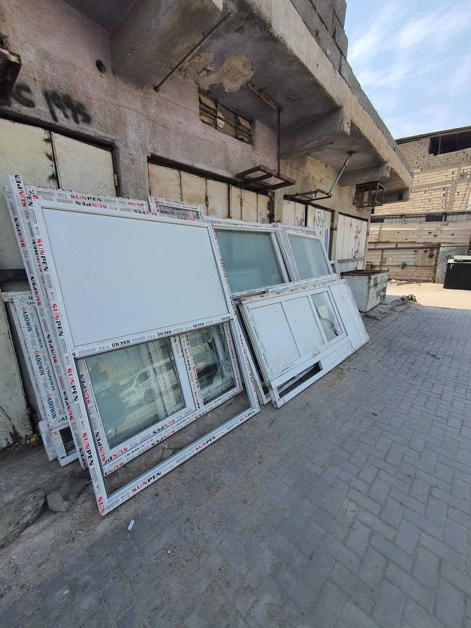 سلام عليكم بيبان وقواطع كلهن 750 للتواصل ***********
