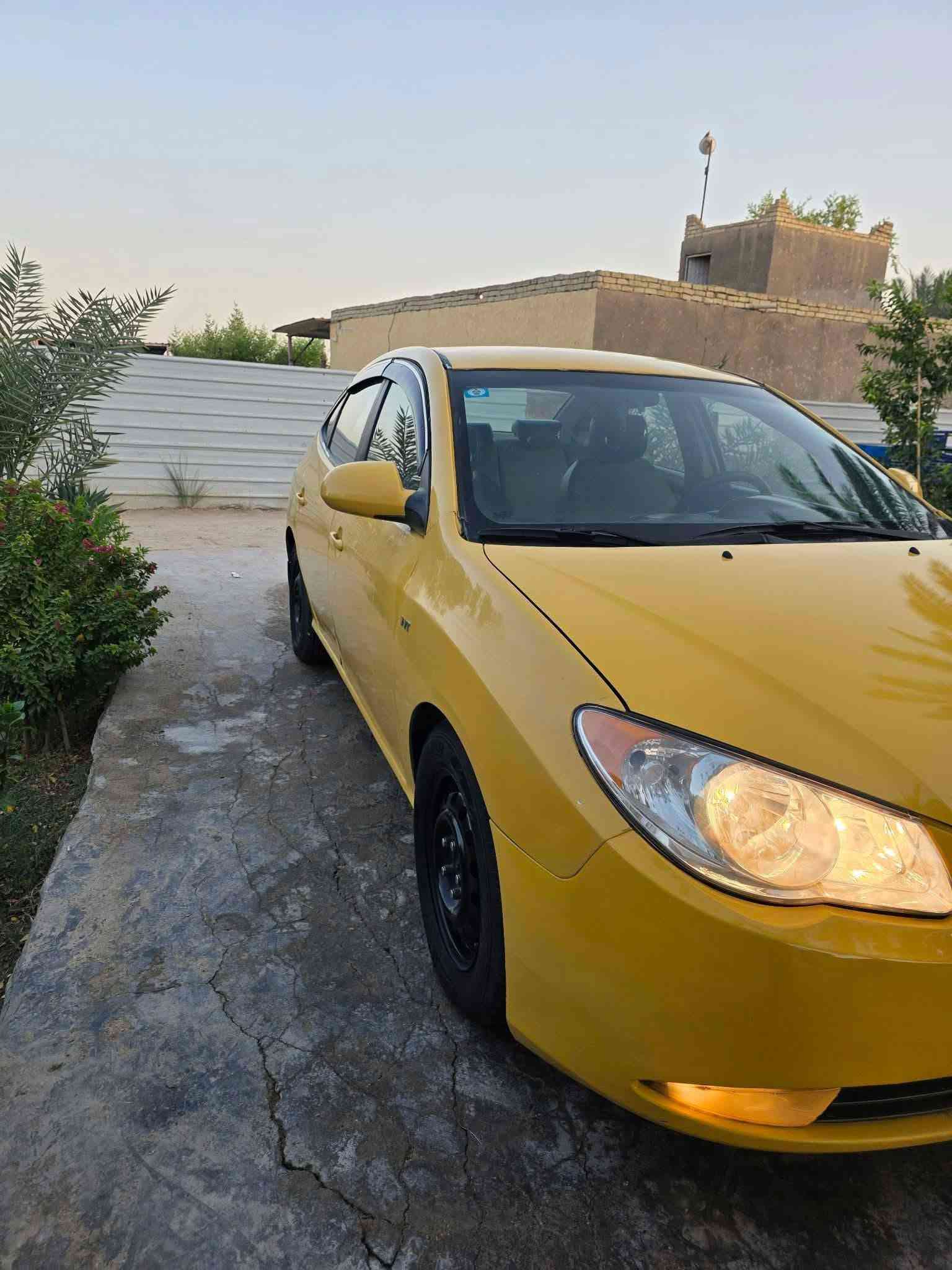 النترا مقدس 2009 وارد امريكي رقم بابل انكليزي مصفره هيئه وغرامات وهزه جديده باسمي وشرط التحويل محرك وكير جدد تخم تاير وراديتر وباتري استوني شاتهن وتبريد ثلج الضرر باب السايق والجاملغ الامامي والباقي كفاله السعر 70 وبيهامجال قليل  مكاني بابل الشوملي رقم الهاتف ***********
