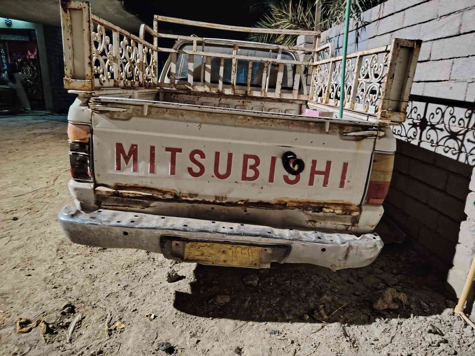 ميتسوبيشي • مكينة وكير • ١٩٨٨