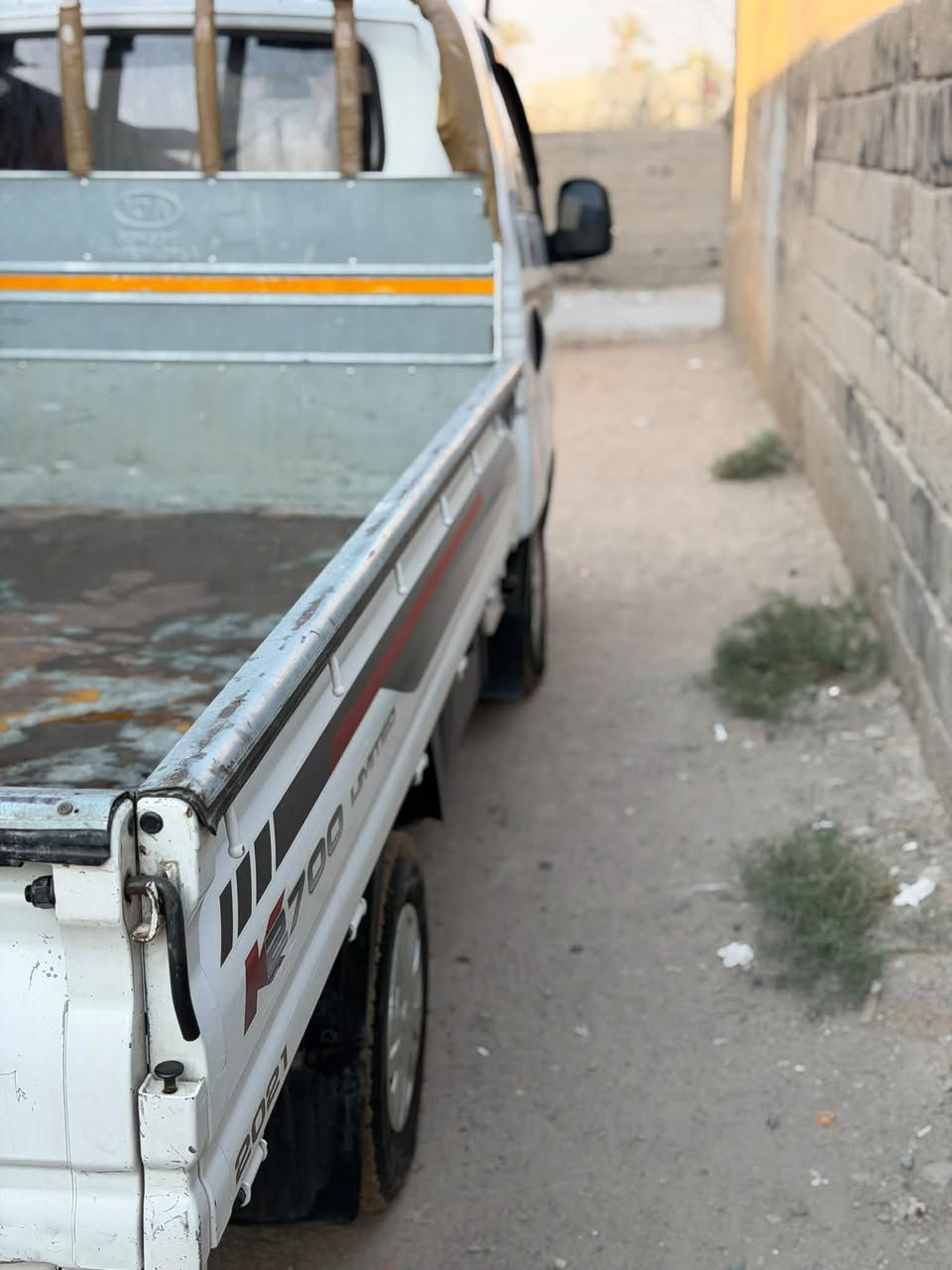 كيا بنكو للبيع
نثيه مفتوح 
موديل 2021
الموجود السونار مالته بيه رصعات خفيفه
الكير مكفول
مكينه مكفوله 
حداديه مكفوله 
سياره بسمي تحويل ثاني يوم 
رقم السيارت كربلاء الجديد 
عنواني البصره 
الاستفسارات ع هاذه الرقم 
***********
