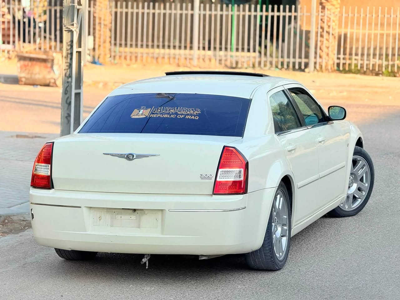 اوباما 2010// ادوات
كلايسر اوباما ٢٠١٠ فتحه فول موصفات 
مكينه كير حداديه كفاله تبريد ثلج سياره بالكارتون 
سياره جاهزه وجديده ادوات / متوئم شمالي  مضبوط ١٠٠٪؜
سياره بيها كصه بالحوض فقط لاقماره ولابجم // السعر بيع مستعجل ٣٨ 
نصبه وجاهزه مكاني النجف للتواصل خاص او الاتصال على رقم ***********
