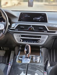 ‏740LI 2019 موديل كلين بدون حادث 124 ممشى رقم بعداد مميز 07811101630 م...