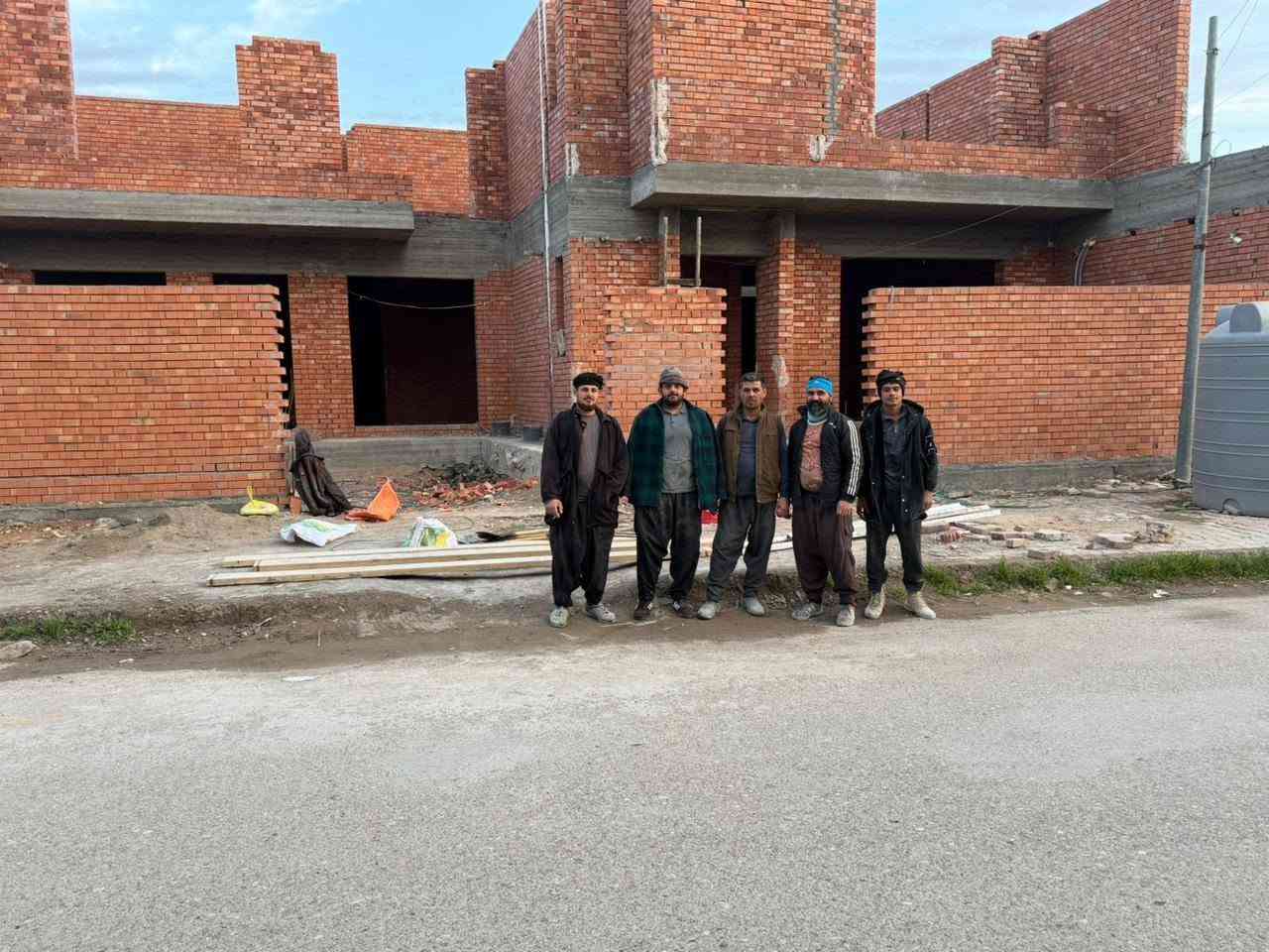 خلفه بناء طابوك بلوك فرمستون شغل درجة أولى استلام مهندس ***********
