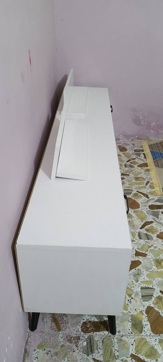 ميز بلازمة تسگام للبيع
الطول 180cm
تواصل ***********
