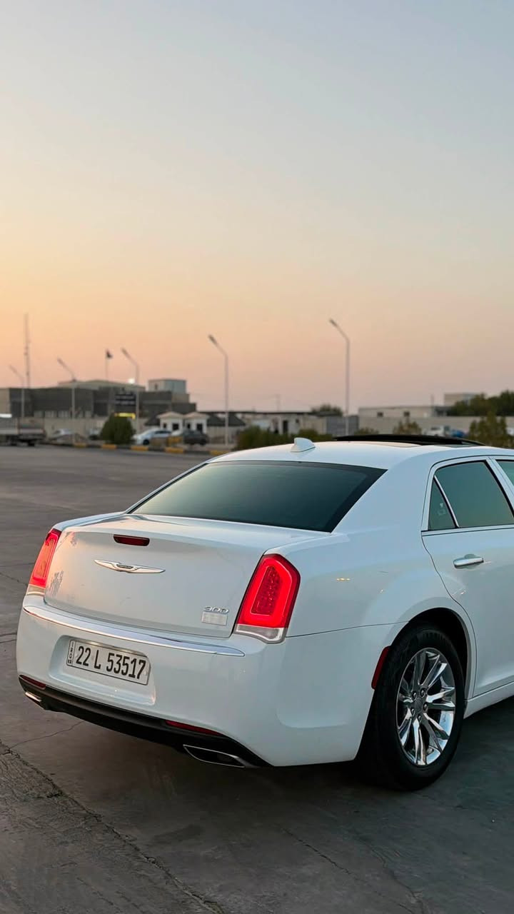 السلام عليكم كرايسلر اوباما موديل  2019 لمتد كندي كلين تايتل هزه ورقم اربيل الجديد وكاله عامه بأسمي فول مواصفات بانوراما كشنات تدفئه تبريد خزن ميموري ستيرن كهرباء كفاله ضربه وتبديل وصبغ ماشيه 77 مكينه كير كله كفاله جديده السياره . 
السعر:260
العنوان:بصره  
رقم الموبايل:***********
