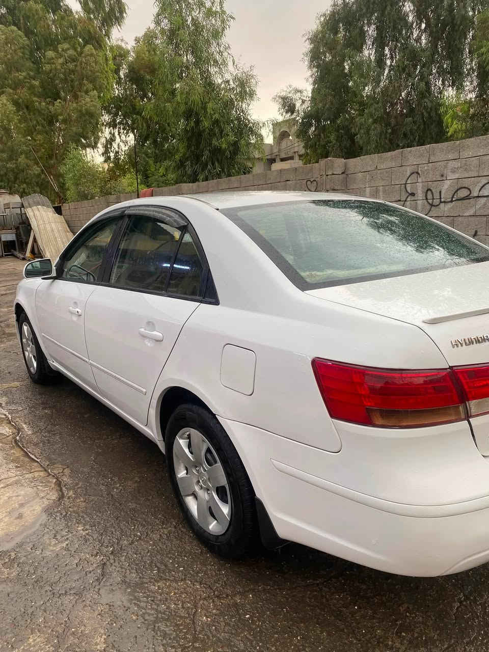 سلام عليكم 
سوناته موديل ٢٠١٠ 
شرط مكينه كير بيها قطعتين صبغ بس صبغ بدون ضرر تشليع شرط التحويل رقم أربيل سنويتها ٢٠٢٧سعر ٩٠وبيها مجال الطيبين شي بسيط رقم الهاتف ***********
