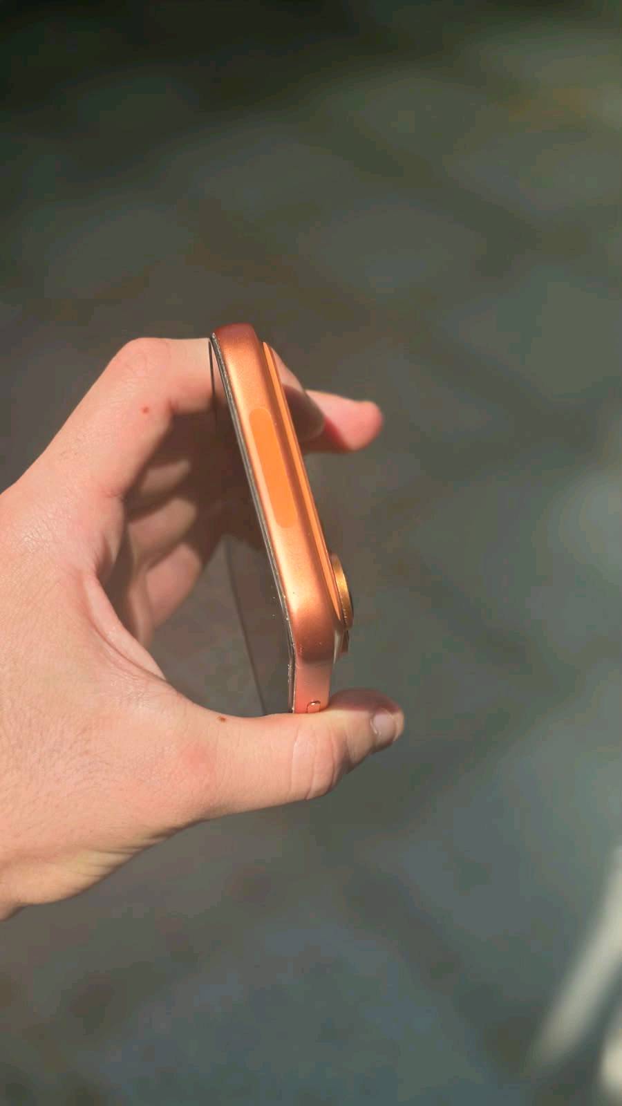 هاز مشتغل ٨ اشهر فقط
شاصي وظهر الجهاز شخط ماتلكة بيهن
كاميرات مشدودلهن حماية ومن فتحته بالكفر لحد هسة

٢٥٦ كيكا
١٢٧ دورة شحن
بطارية ٩٨ سبب نزولها التحديثات 
لان الجهاز مخلي حد الشحن ٨٥ والنزول ٣٠ متوافق ويه تعليمات الشركة

وموجود دورات الاستخدام والشحن تأكد هذا الشي 

كارتون وغراض مكفول كامل 
***********