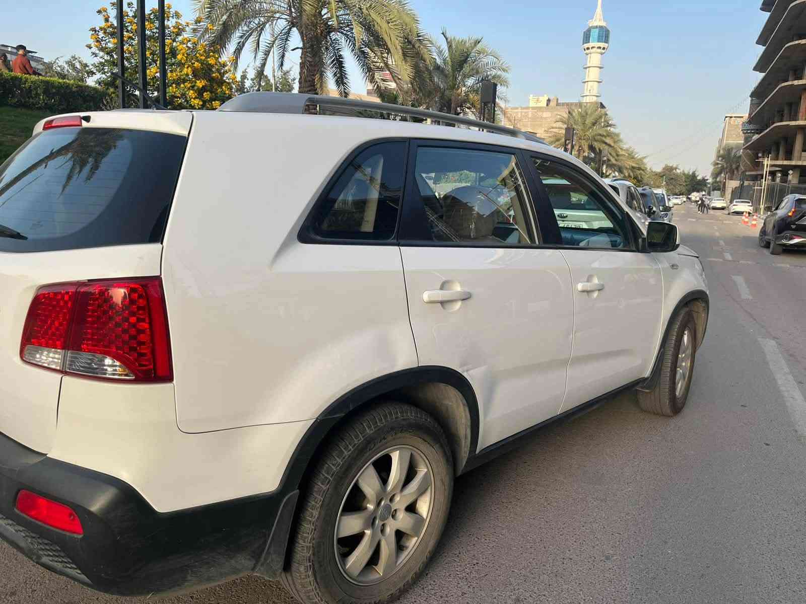 سورنتو ٢٠١١ • ماشي ١٨٠ الف • رقم اربيل