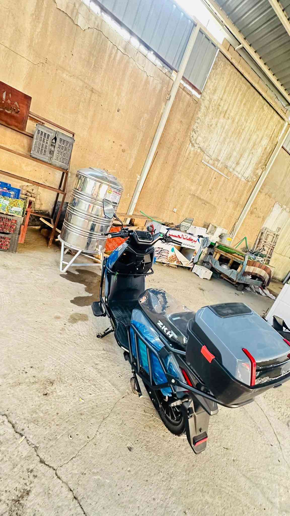 السلام عليكم 
  للبيع 
دراجه شحن نوع ماتريكس
 السعر 800 وبيه مجال مستعمله اربعه اشهر امانه الدراجه جديده
