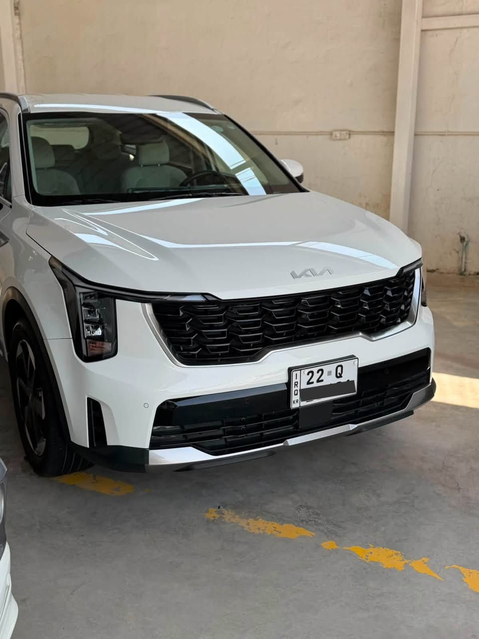 معرض الحسن لتجارة السيارات 
العنوان / واسط الزبيديه 

كيا سورنتو 2025
ماشيه 20 الف 
جنطه كهرباء 
بردات خلفيه 
كشنات جلد وكهرباء 
تبريد كشنات 
كامرات 
لد نهاري ليلي 
كير موس 

مكفوله كفاله عامه من كلشي 

السعر 315$ مجال بسيط 

***********
