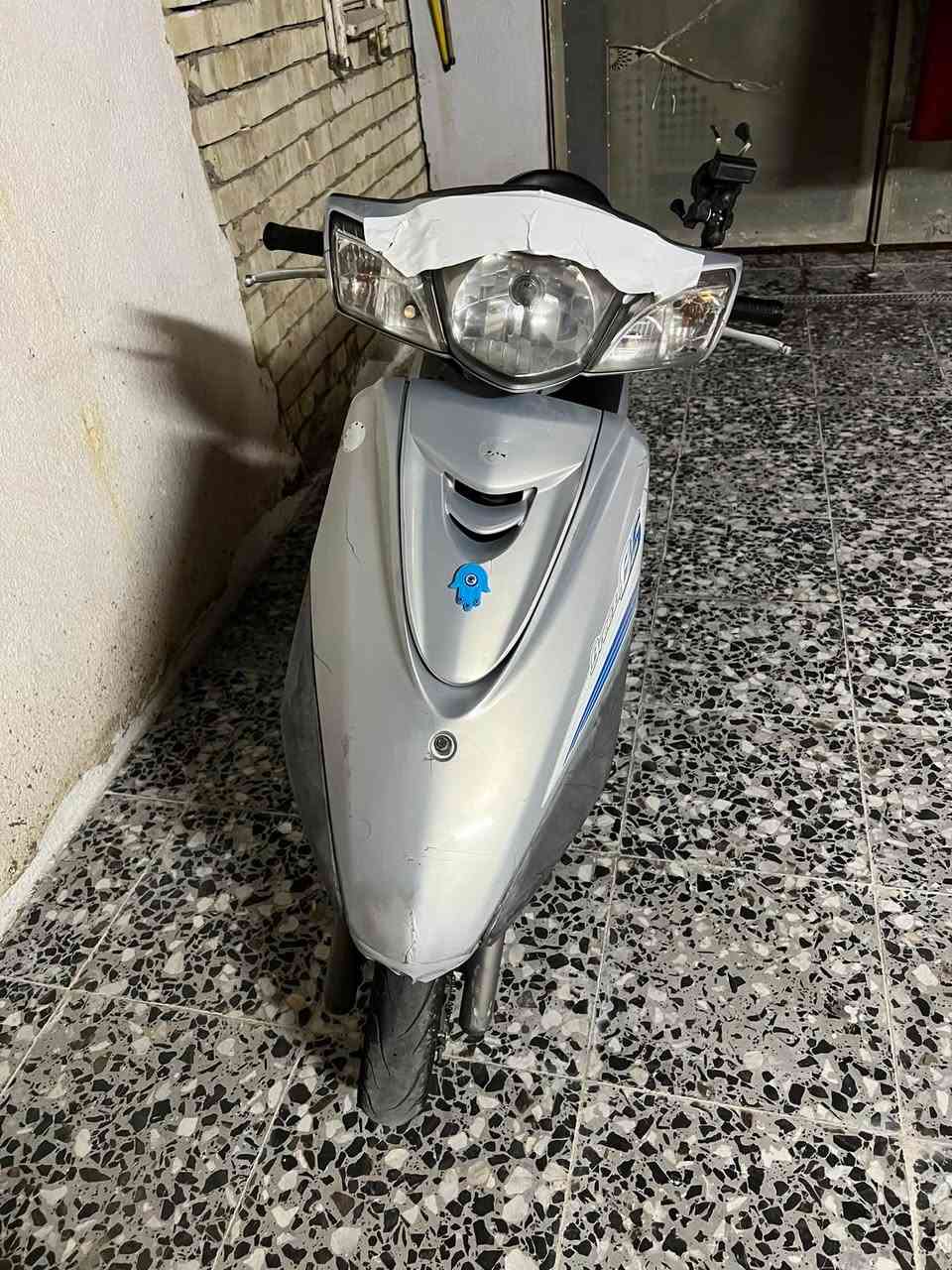 دراجه بغبغاء رمبه مكينه بلاديه كفرات بلاديه دراجه خيره من الله جديده   جيب فيتر وفحصه وين ماتريد مكينه نظيفه بكارتون مكاني بغداد رقم ***********
