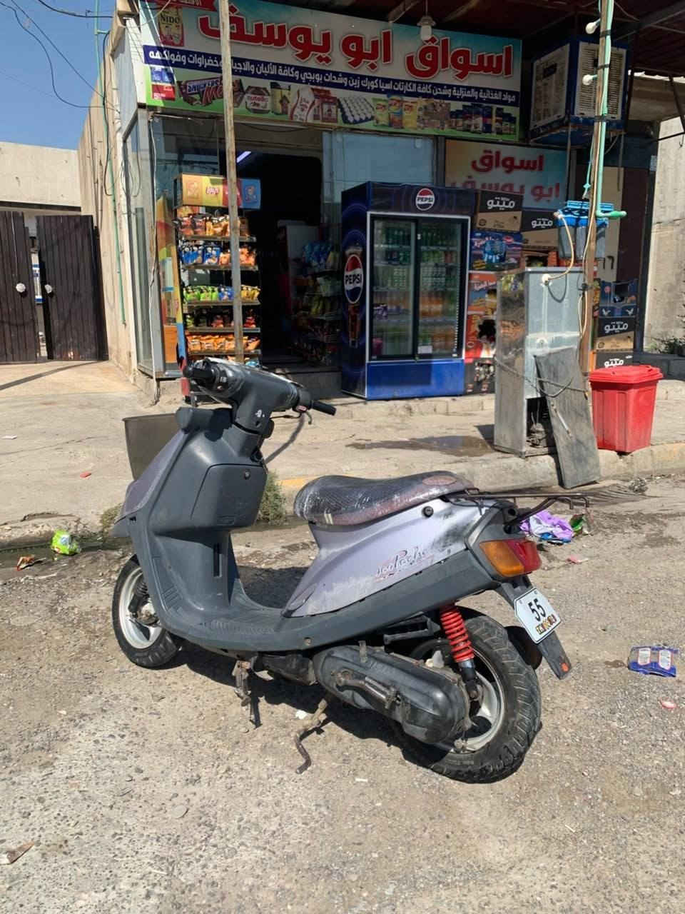 ماطور بزون للبيع
وايرمنية شغالة كامل يعوزلة بس افلاوين نص هندر يشتغل  شرط  نضافة كدام العين طالب علي 300 وبي مجال مكاني السماح الاولى قرب مدرسة مكة 
لتواصل***********

