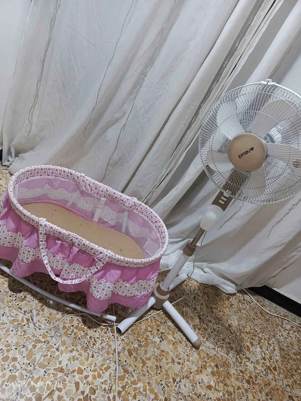 كريكوت • مروحة كهربائية • بدون شحن
